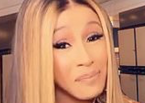 Rapper Cardi  B faz vídeo hilário sobre pânico com coronavírus: ‘Essa merd* é real'