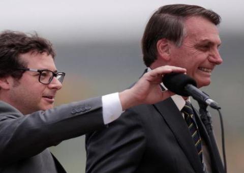 Secretário da Presidência entra em quarentena após teste positivo para coronavírus