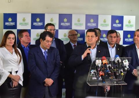 Em Manaus, Alcolumbre decide fazer teste de coronavírus após encontrar comitiva de infectado