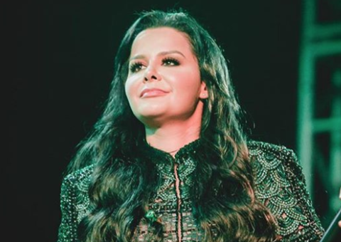 Em vídeo, Maraísa e cantor sertanejo Fabrício aparecem em clima de íntimidade 