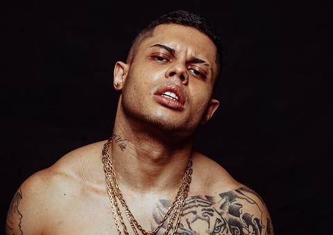 Aos prantos, mulher de MC Lan expõe traição de funkeiro: ‘orava por ele’