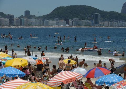 Governo do Rio poderá recorrer à PM para interditar praias