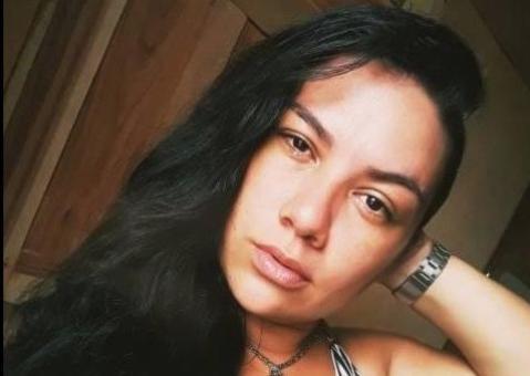 Cantora de forró morre e quatro pessoas ficam feridas após bandidos tentarem matar PMs no Amazonas