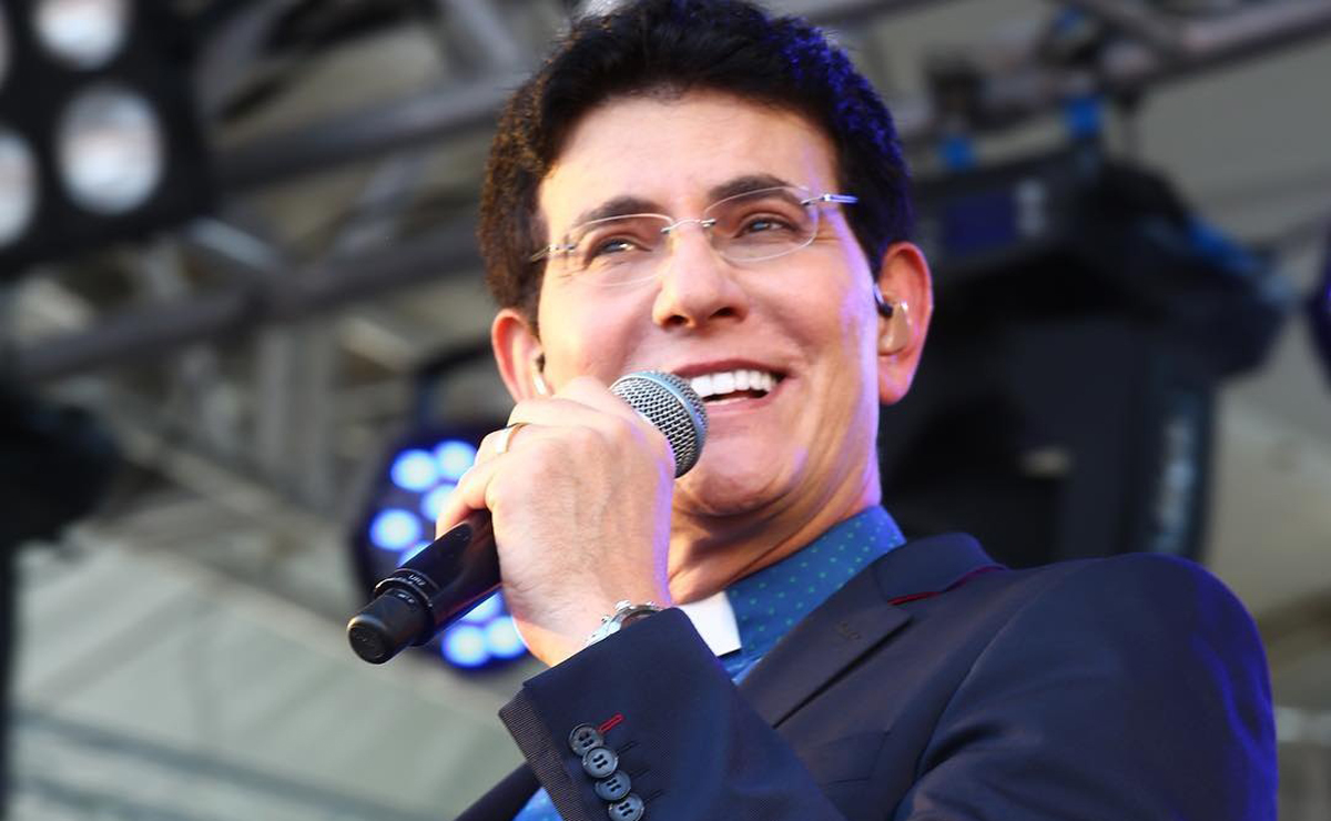 Show do padre Reginaldo Manzotti é cancelado após coronavírus em Manaus