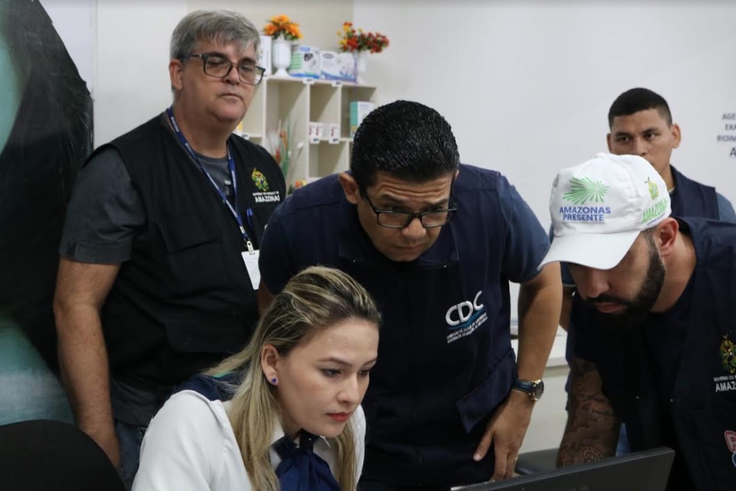 Álcool em gel e máscaras 'somem' de estabelecimentos após caso confirmado de coronavírus em Manaus