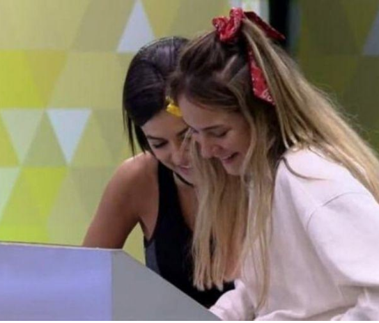 BBB20: Na xepa, Manu e Gabi viram piada na web após compras no mercado