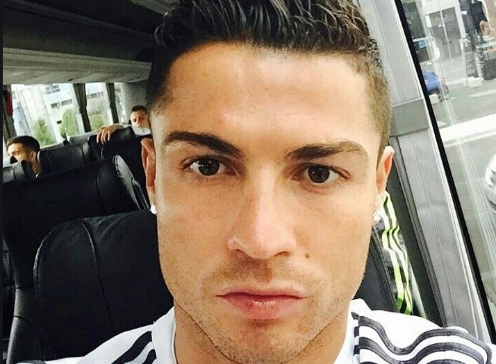 De quarentena, Cristiano Ronaldo transforma seus hotéis em hospitais