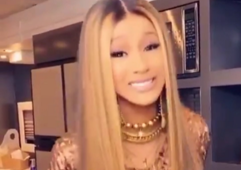 Cardi B comenta sobre versão brega funk de vídeo em que fala do coronavírus