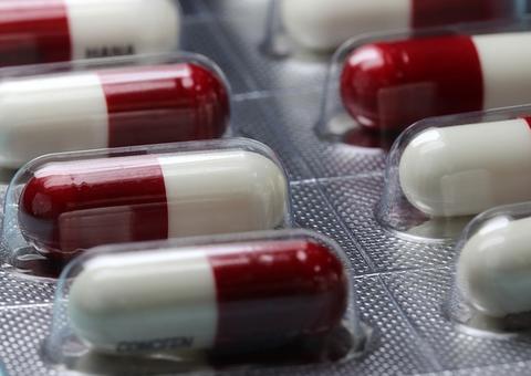 Pesquisa aponta que uso de anti-inflamatórios pode agravar infecção pelo coronavírus