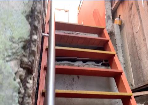 Mulher morre ao se desequilibrar e cair de escada em Manaus 