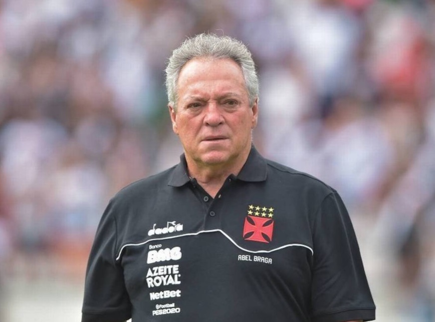 Após derrota no clássico, Abel Braga deixa o comando do Vasco