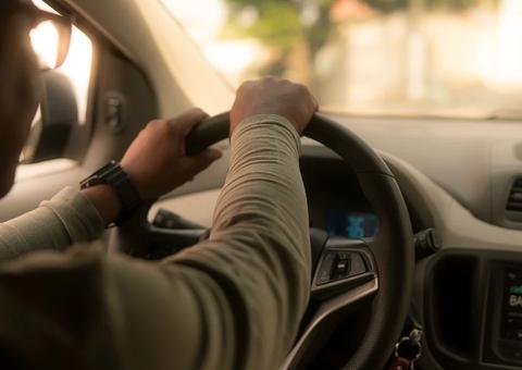 Uber irá oferecer ajuda financeira a motoristas e entregadores infectados pelo coronavírus 