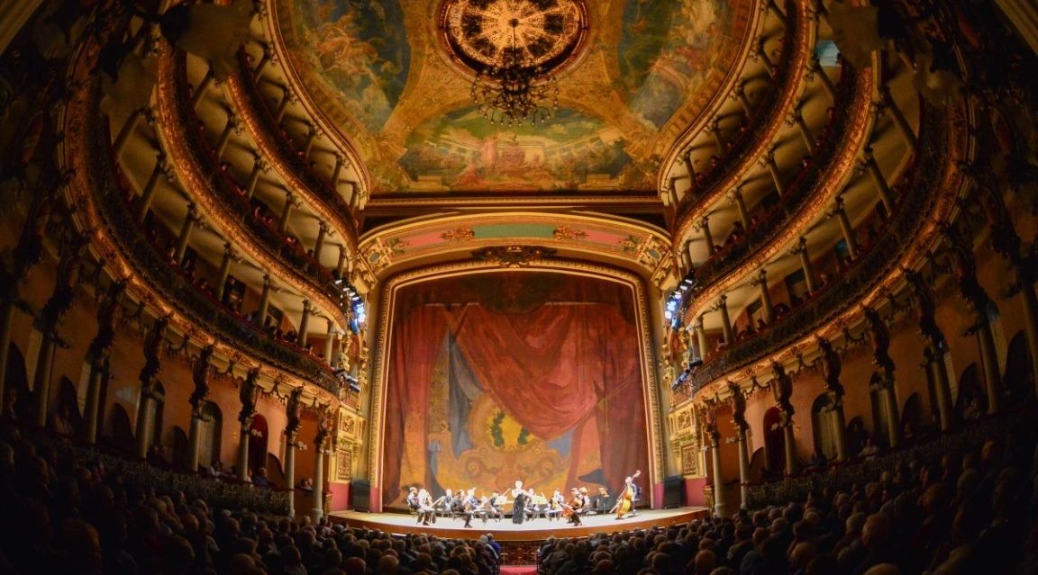 Teatro Amazonas e espaços culturais em Manaus fecham para evitar coronavírus