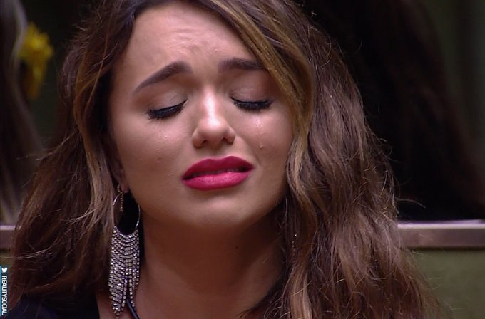 Coronavírus: Rafa Kalimann chora ao saber de pandemia e teme pela África