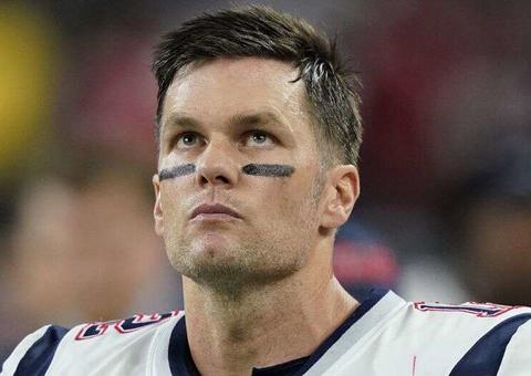 Tom Brady deixa os Patriots após 20 anos e 6 títulos da NFL