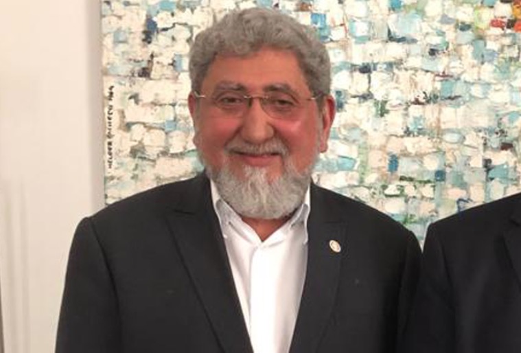 Vice-reitor da Ufam com coronavírus esteve neste mês realizando cirurgias em Parintins