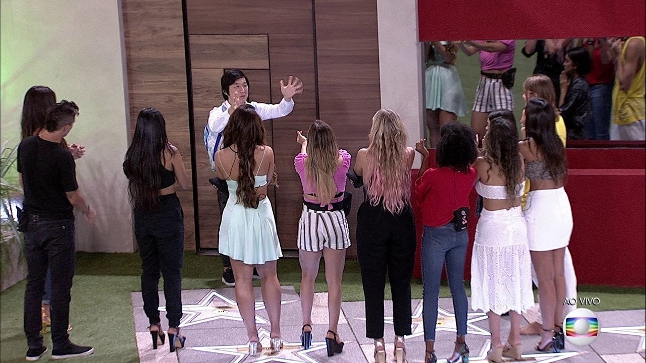 Com declaração polêmica, Felipe Neto vibra com saída de Pyong do BBB20 