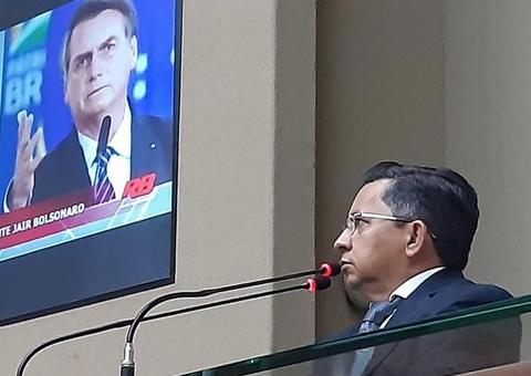 Sinésio Campos chama Bolsonaro de ‘bobo da corte’ diante da pandemia de coronavírus 