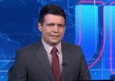 Com pneumonia, jornalista que apresentou Jornal Nacional é levado às pressas a UTI 