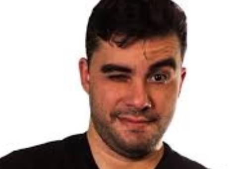 Integrante do Pânico diz não ser ele atirando em vídeo publicado em seu perfil