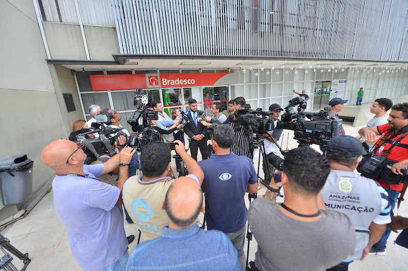 Em Manaus, prefeitura suspende recadastramento de servidores