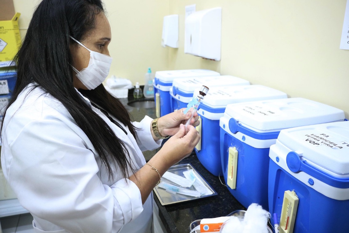 Prefeitura anuncia contratação temporária de 105 profissionais da saúde em Manaus 