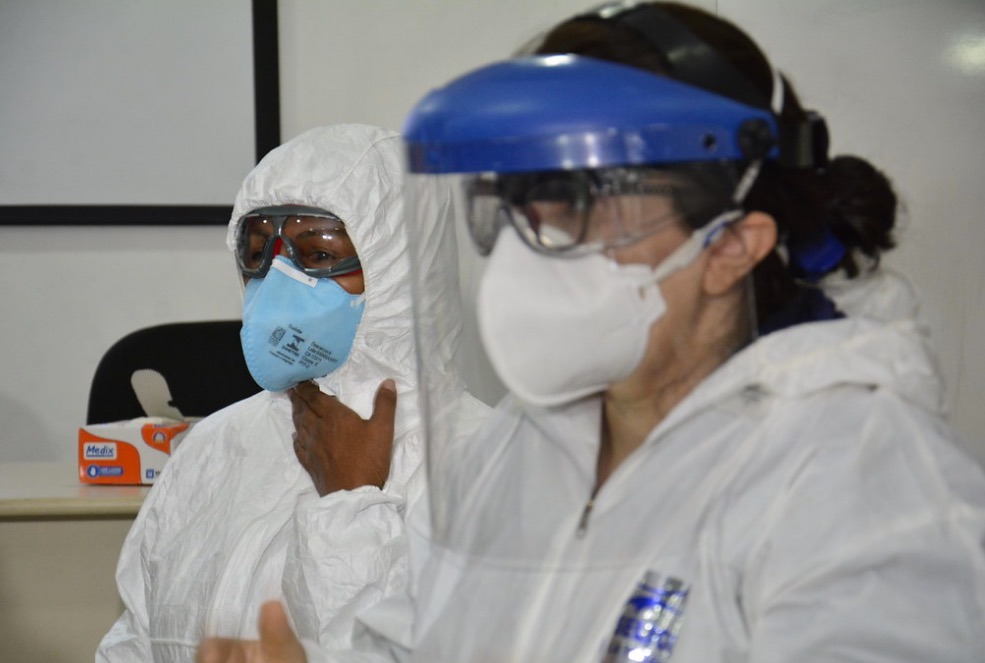 Ritmo de contágio do coronavírus no Brasil está igual ao registrado na Itália, diz estudo