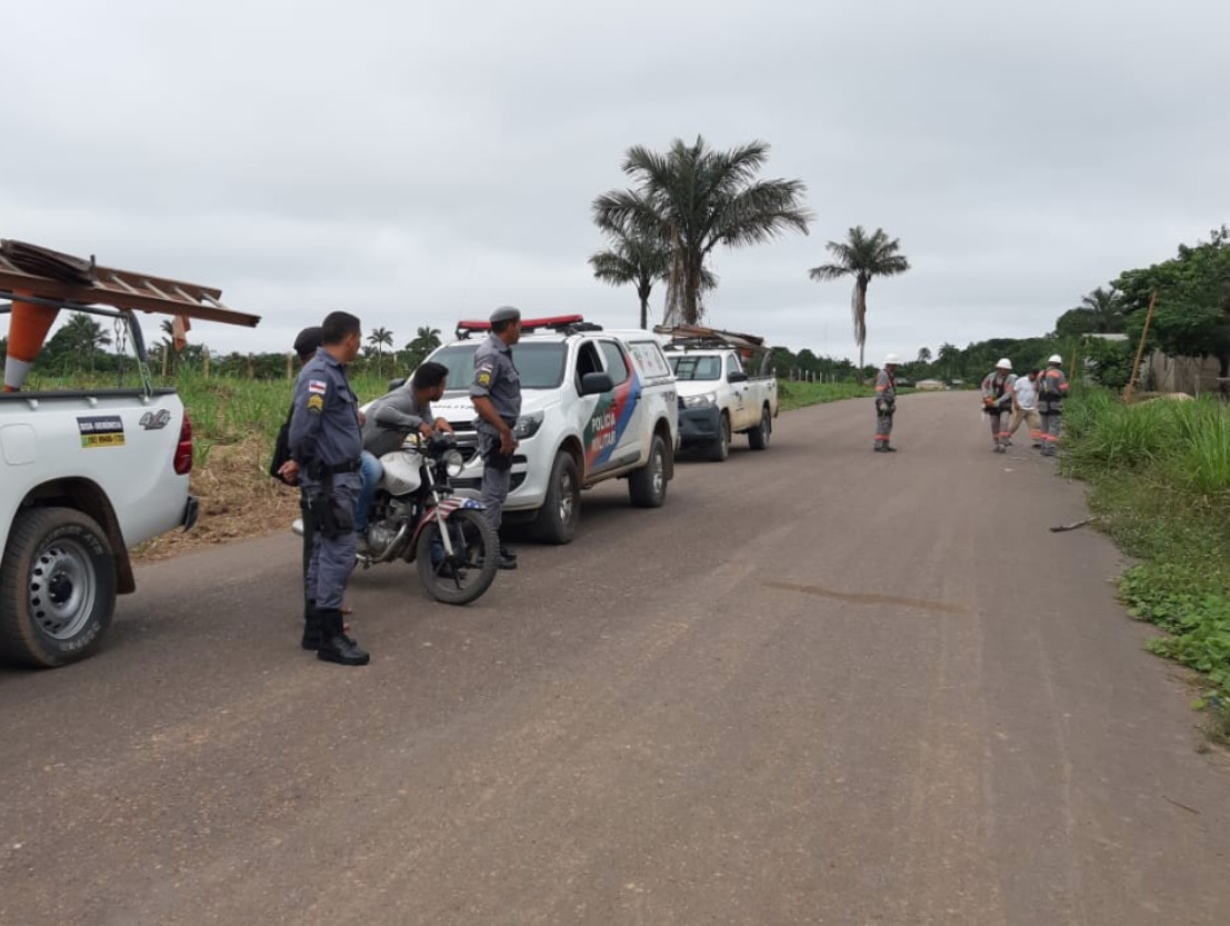 100 ligações clandestinas de energia são retiradas de conjunto habitacional no Amazonas