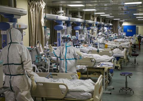 Brasil registra 11 mortes e quase 1 mil casos de coronavírus confirmados