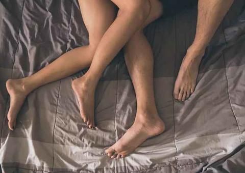 Coronavírus pode ser transmitido pelo sexo? Especialistas tiram dúvida