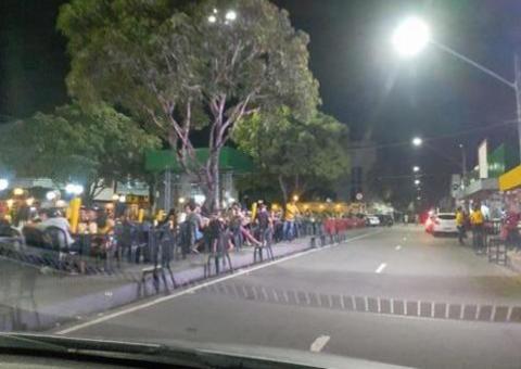 Governo do Amazonas manda fechar igrejas, restaurantes, bares e casas de shows 