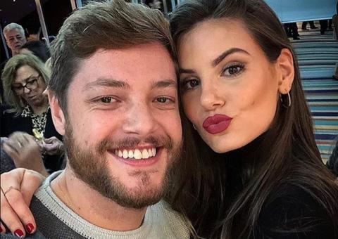 Roteirista de 'Verdades Secretas' despenca da janela de apartamento morre aos 41 anos