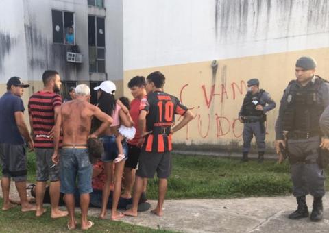 Homem com tornozeleira eletrônica é vítima de emboscada e executado a tiros em Manaus