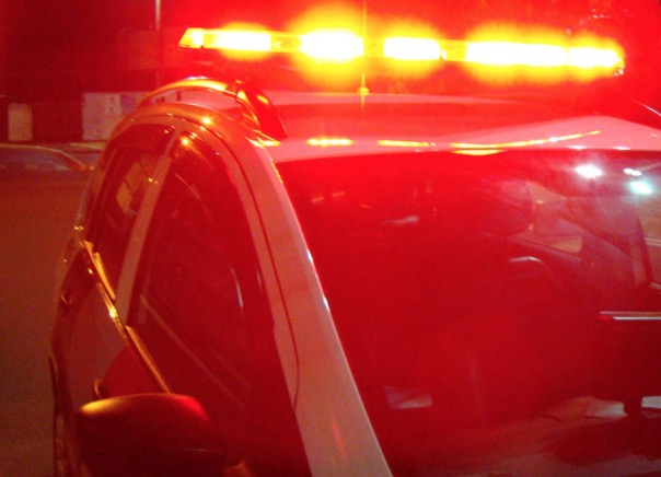 Jovem que fazia arrastões despenca de motocicleta durante fuga frenética em Manaus