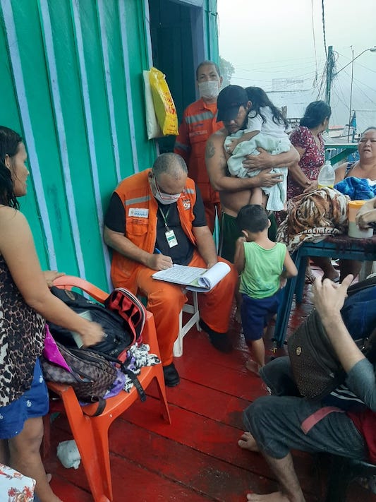 Defesa Civil registra 42 ocorrências durante chuva em Manaus