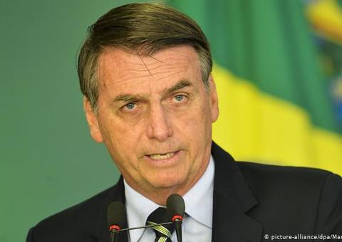 Bolsonaro afirma que revogou suspensão de contrato de trabalho por 4 meses