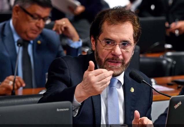 Senador do Amazonas tem projeto que pode arrecadar R$ 80 bilhões