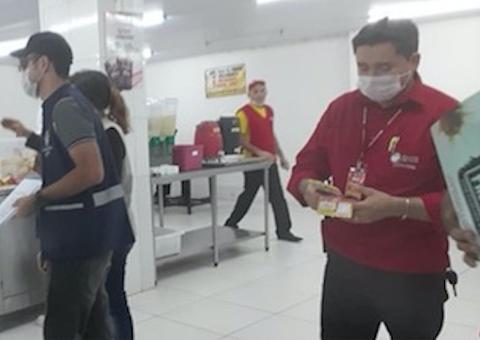 Vigilância Sanitária apura denúncia e fiscaliza supermercados na Zona Leste