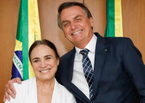 Regina Duarte sai em favor de Bolsonaro após pronunciamento : ‘Está certíssimo’ 