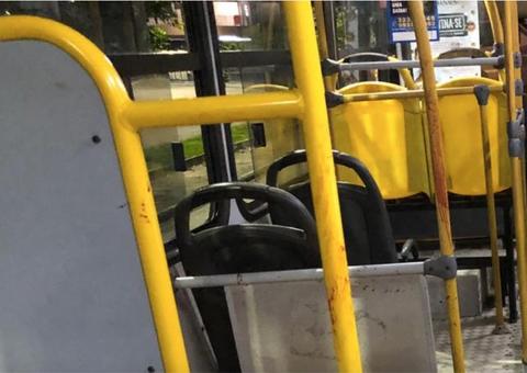 Passageiros reagem a assalto em ônibus e bandidos se revoltam; confira detalhes