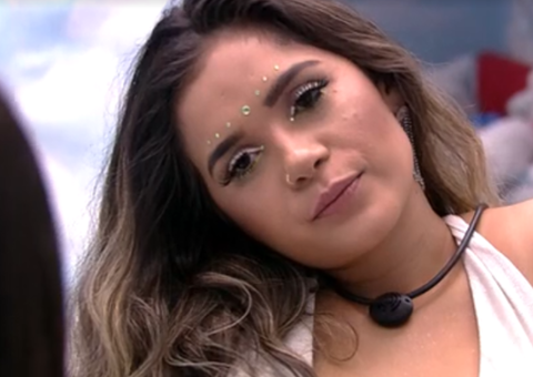 BBB20: Flay joga drinque em direção de Gizelly e causa revolta na web 