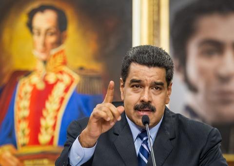 Maduro é acusado de narcoterrorismo e EUA oferecem US$ 15 milhões para sua captura