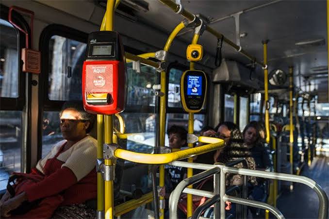 Pessoal da saúde e segurança pode ter isenção da tarifa de transporte no Amazonas