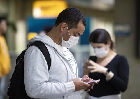 Brasil tem 77 mortes e 2.915 casos confirmados de coronavírus, diz ministério