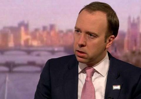 Ministro da saúde do Reino Unido também testa positivo para coronavírus 