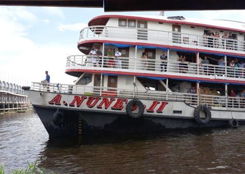 Comandante de embarcação é detido por descumprir decreto da quarentena no Amazonas