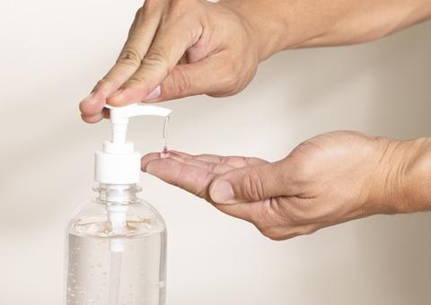 Procon registra mais de 1,1 mil denúncias na venda de máscaras, álcool e luvas em Manaus 