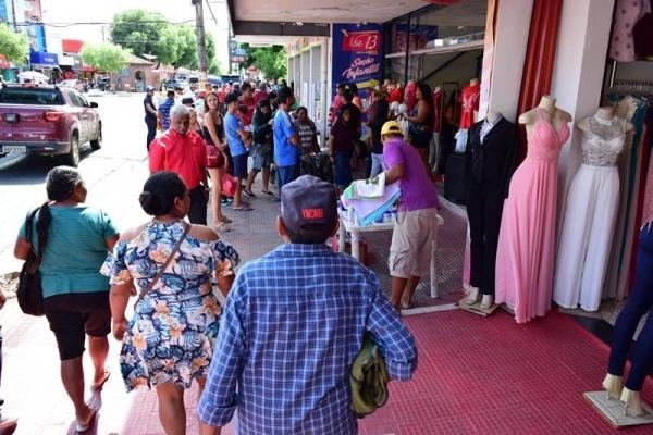 Rondônia e Mato Grosso anunciam flexibilização e reabertura do comércio