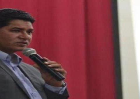 Prefeito de Parintins diz que vai demitir servidores que apoiam Bolsonaro: 'imbecilidade'