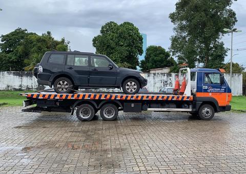 Empresário é detido durante carreata para reabrir comércio em Manaus 